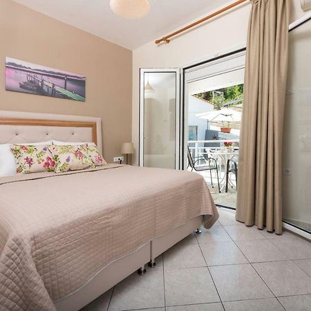 Pension Giannis Αdults Only Koinyra Exterior photo