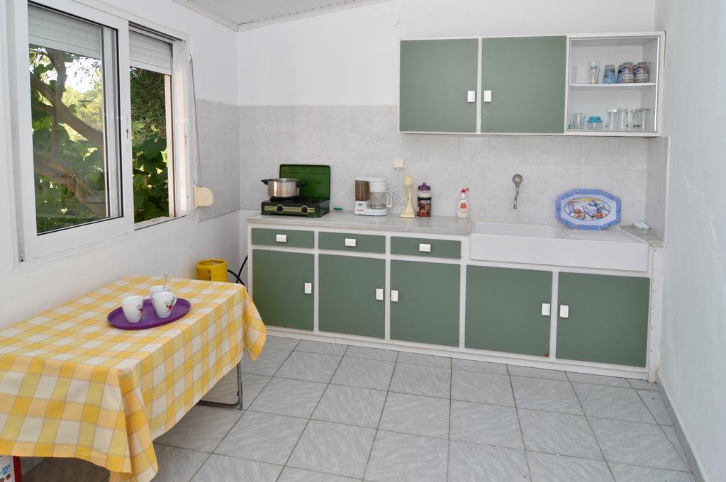 Pension Giannis Αdults Only Koinyra Exterior photo