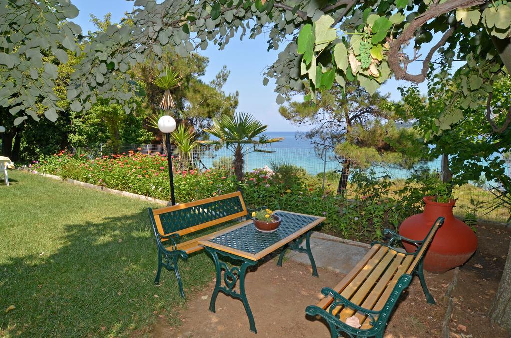 Pension Giannis Αdults Only Koinyra Exterior photo
