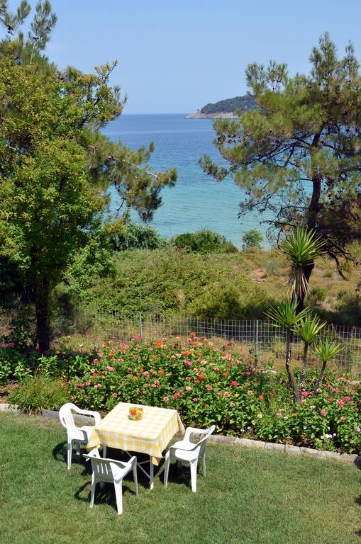Pension Giannis Αdults Only Koinyra Exterior photo