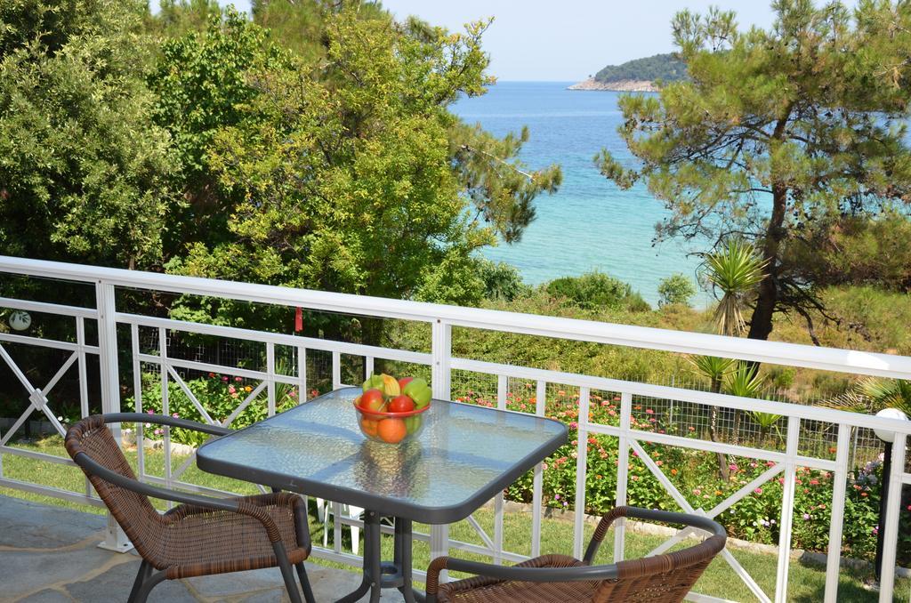 Pension Giannis Αdults Only Koinyra Exterior photo
