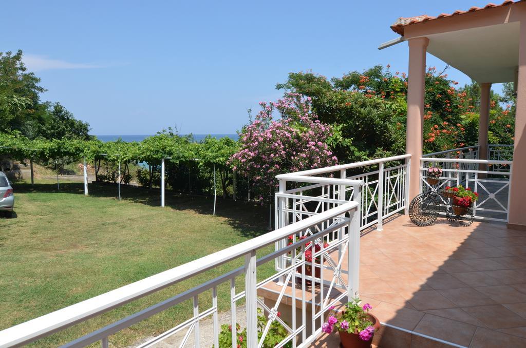 Pension Giannis Αdults Only Koinyra Exterior photo
