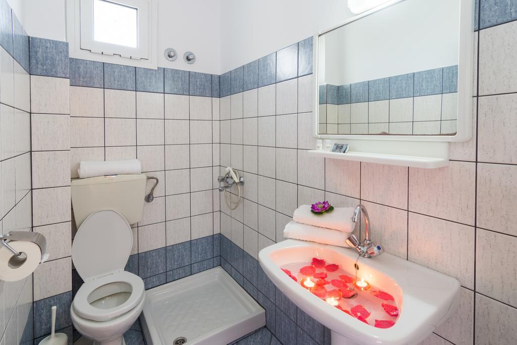 Pension Giannis Αdults Only Koinyra Exterior photo