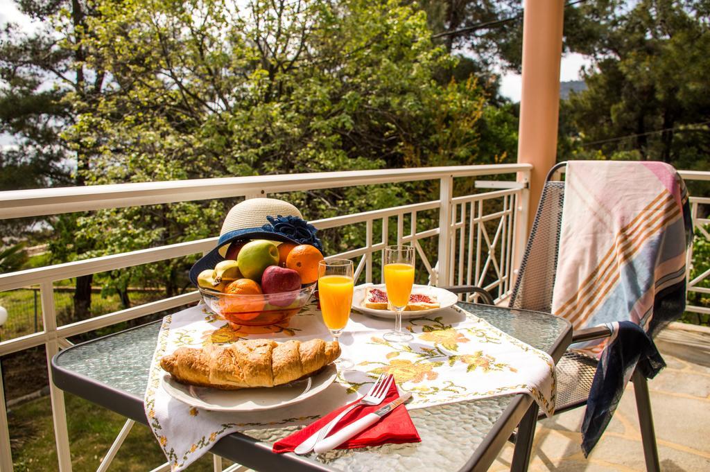 Pension Giannis Αdults Only Koinyra Exterior photo