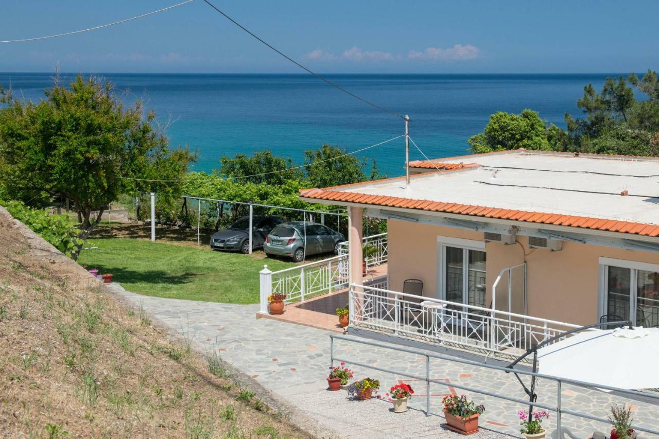 Pension Giannis Αdults Only Koinyra Exterior photo
