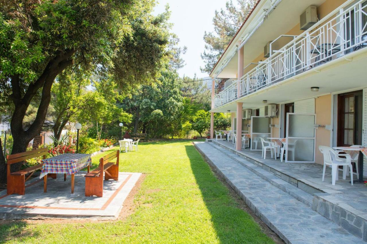 Pension Giannis Αdults Only Koinyra Exterior photo
