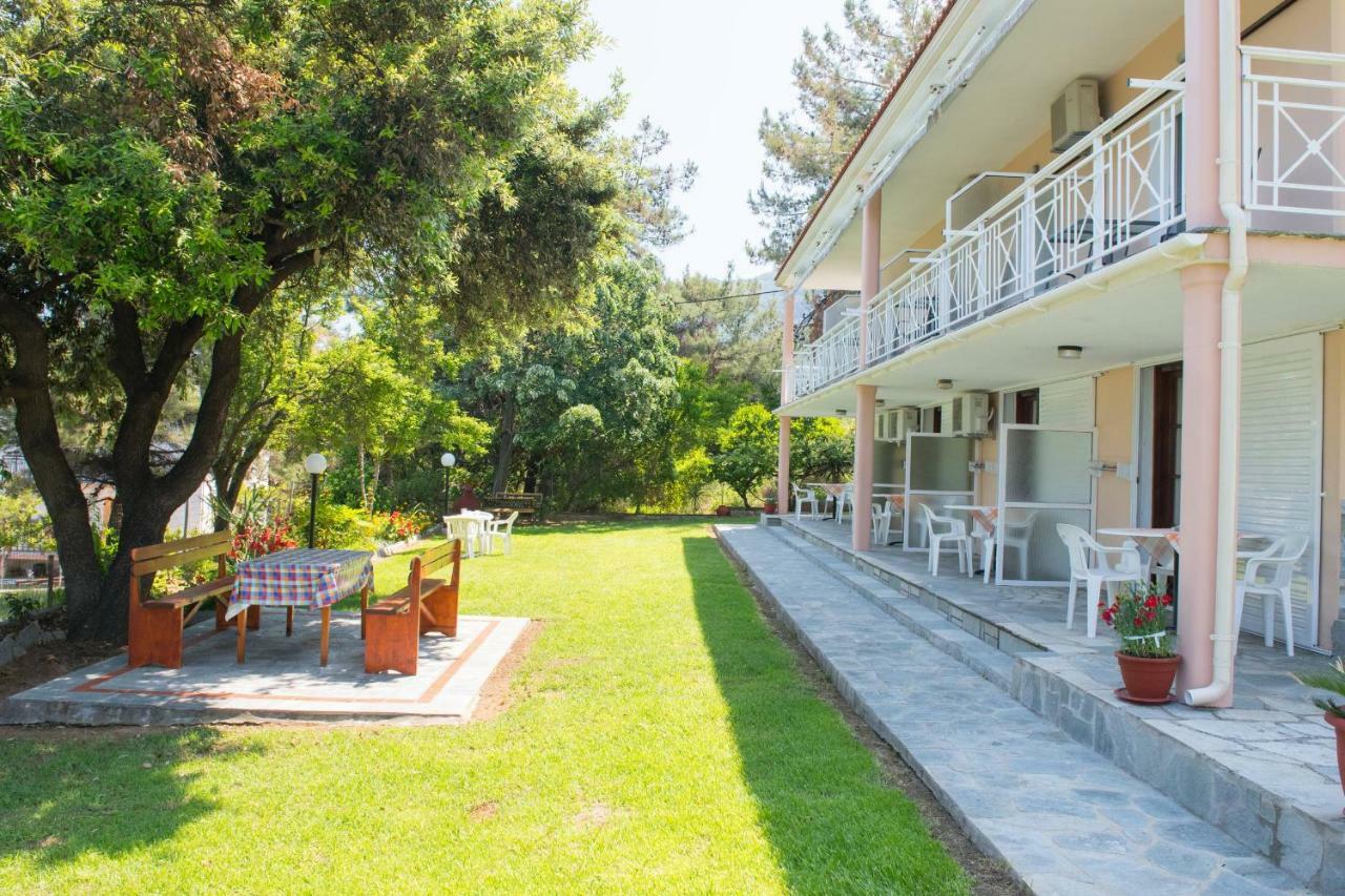 Pension Giannis Αdults Only Koinyra Exterior photo