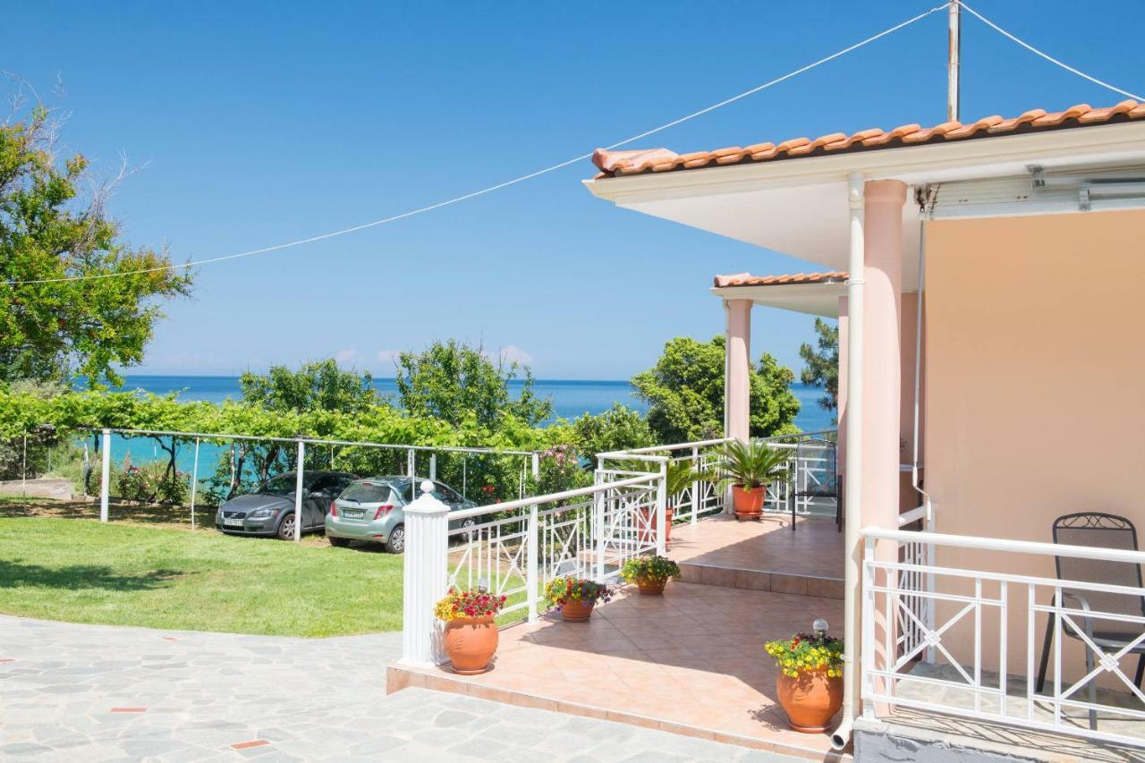 Pension Giannis Αdults Only Koinyra Exterior photo