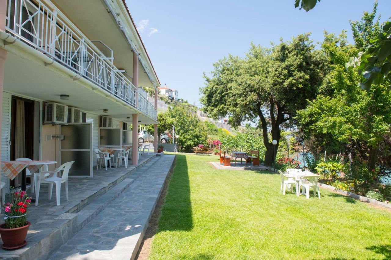 Pension Giannis Αdults Only Koinyra Exterior photo